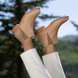 NISOLO Eva Everyday Chelsea Boots